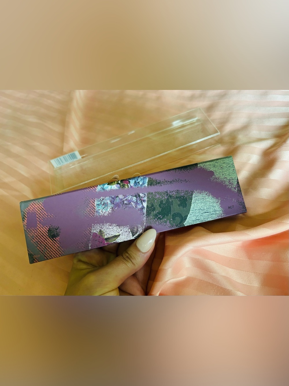 Makeup palette - Picture 3 of 3
